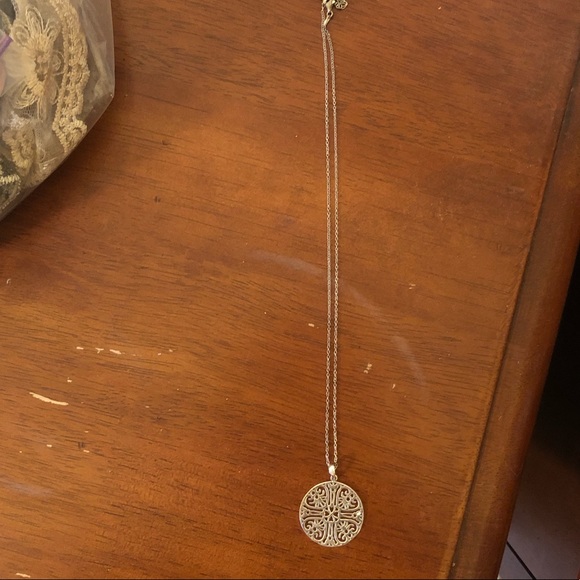 Silver necklace - Picture 2 of 3